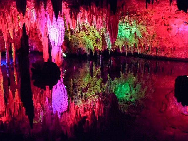 Meramec Caverns, Stanton, Missouri